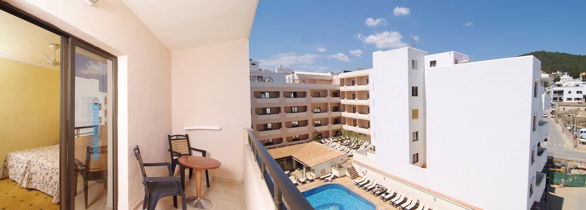 סנטה אאולריה דס ריו Invisa Hotel La Cala (Adults Only) מראה חיצוני תמונה